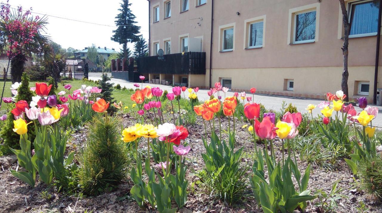 Zajazd Pulaskiego Konstancin-Jeziorna Exterior foto